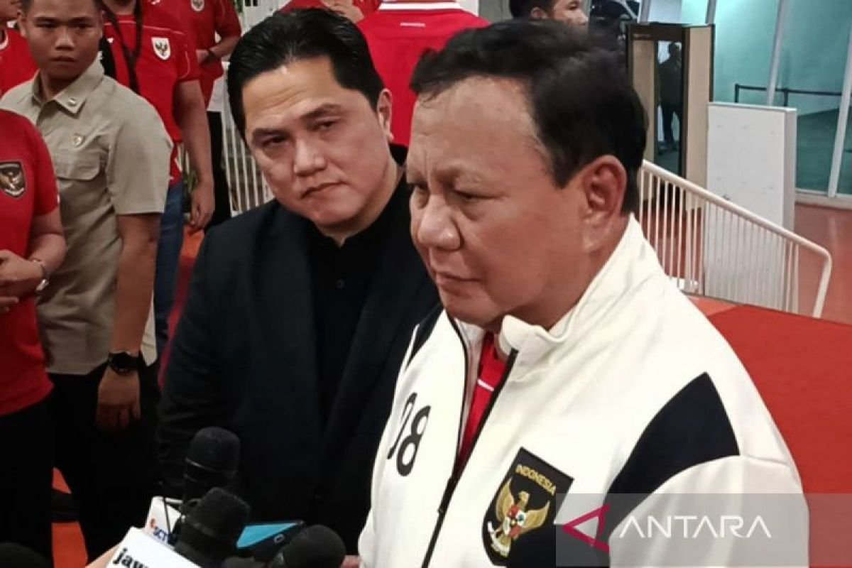 Berikut adalah beberapa alternatif judul untuk "Ketum PSSI lakukan pertemuan dengan ofisial Timnas Indonesia":

1. "Pertemuan Penting: Ketua PSSI Bertemu dengan Ofisial Timnas Indonesia"
2. "Ketua PSSI dan Ofisial Timnas Indonesia Gelar Diskusi Strategis"
3. "Langkah Baru: Pertemuan Ketua PSSI dengan Timnas Indonesia"
4. "Membangun Sinergi: Pertemuan PSSI dan Ofisial Timnas"
5. "Ketua PSSI Sampaikan Visi dalam Pertemuan dengan Ofisial Timnas Indonesia"

Silakan pilih yang paling sesuai atau gunakan sebagai inspirasi!