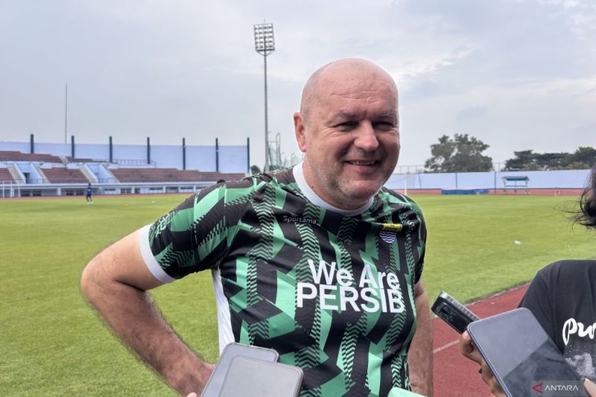 Bojan Hodak Pastikan Lima Pemain Absen Saat Lawan Persita