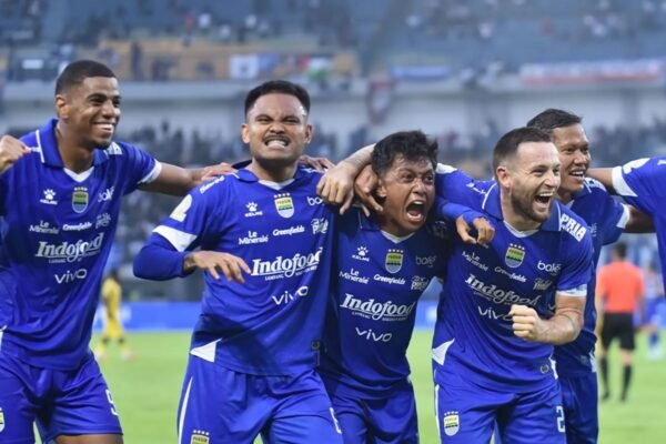 Bojan Menekankan Pentingnya Waspada Persib Bandung Terhadap Persijap Jepara