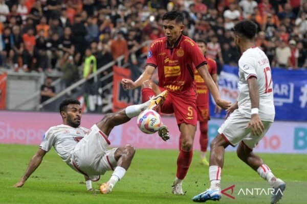 Pertandingan Persahabatan: Persija Raih Kemenangan Gemilang Melawan Arema FC