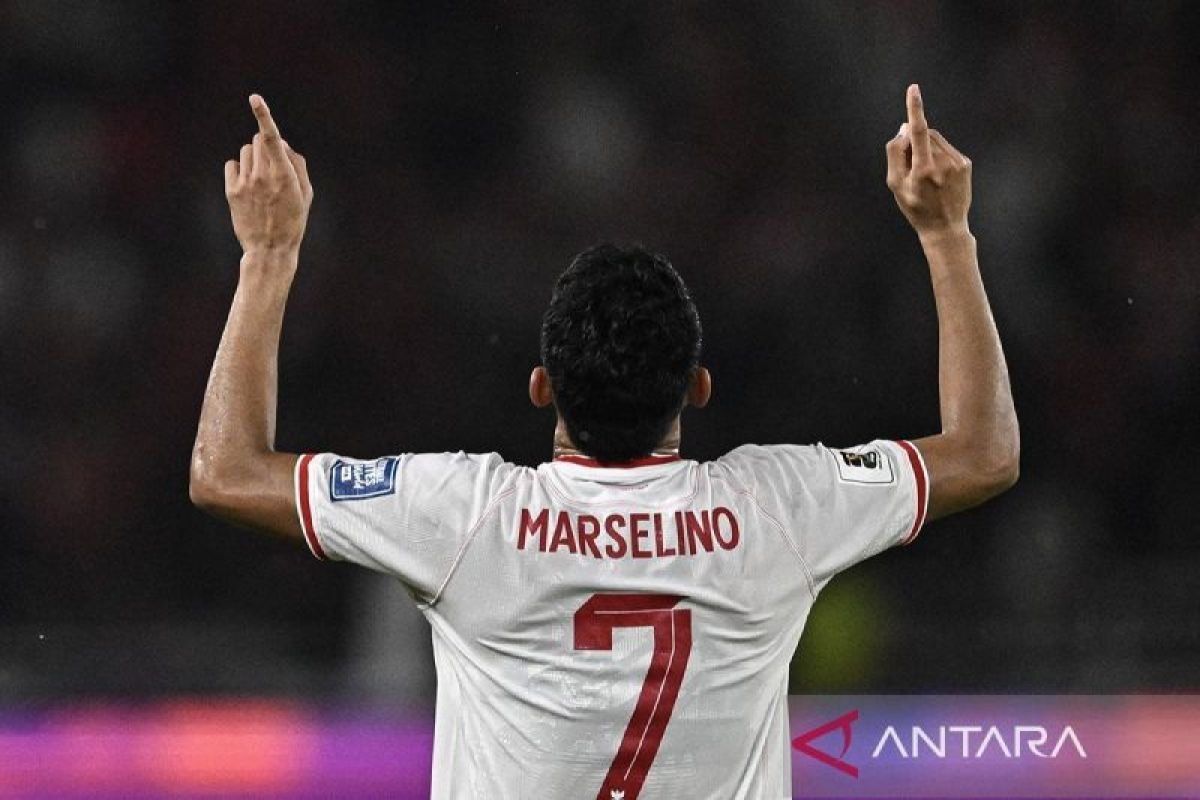Berikut adalah beberapa alternatif judul untuk "Tak Dipanggilnya Marselino Ferdinan Murni Keputusan Patrick Kluivert":

1. "Keputusan Memanggil: Mengapa Patrick Kluivert Tidak Memilih Marselino Ferdinan"
2. "Patrick Kluivert dan Keputusan Tak Memanggil Marselino Ferdinan"
3. "Alasan di Balik Tidak Dipanggilnya Marselino Ferdinan: Pandangan Patrick Kluivert"
4. "Marselino Ferdinan: Keputusan Murni Patrick Kluivert"
5. "Marselino Ferdinan Absen: Taktik Patrick Kluivert dalam Seleksi Pemain"
6. "Refleksi Keputusan Patrick Kluivert: Marselino Ferdinan Tak Dipanggil" 

Apakah Anda memerlukan lebih banyak variasi atau penulisan dalam konteks tertentu?