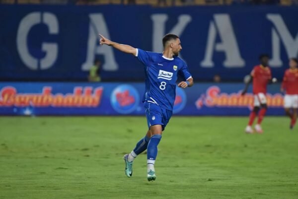 Luciano Soroti Berbagai Aspek yang Perlu Diperbaiki oleh Persib Bandung