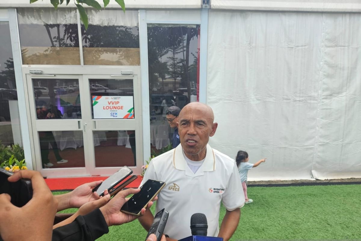 Simon Menanggapi Keputusan Mees Hilgers yang Utamakan Kepentingan Pribadi